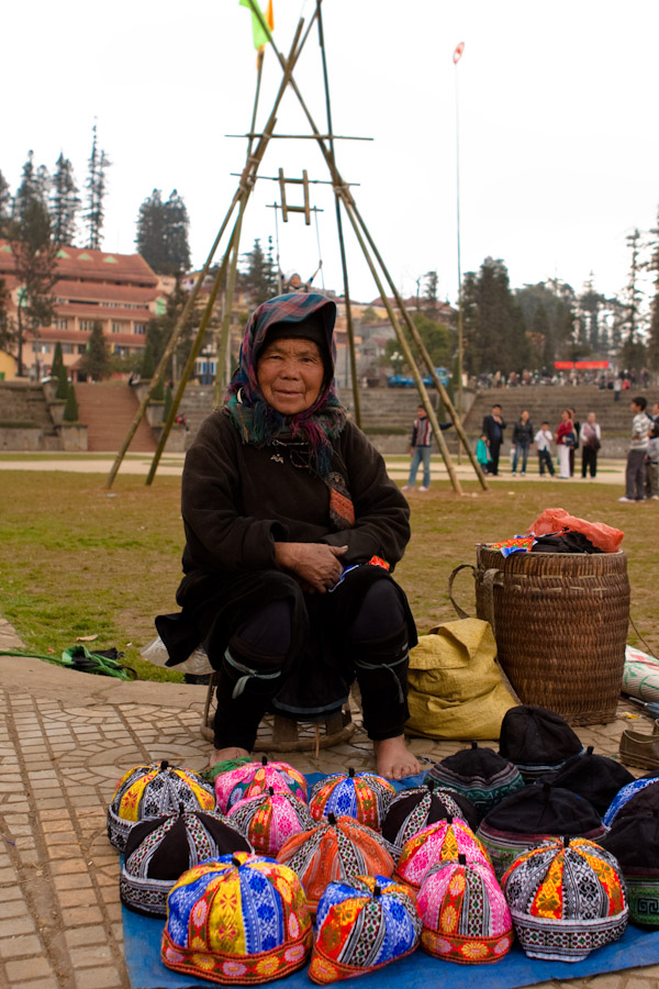 Zao woman selling hats in Sapa