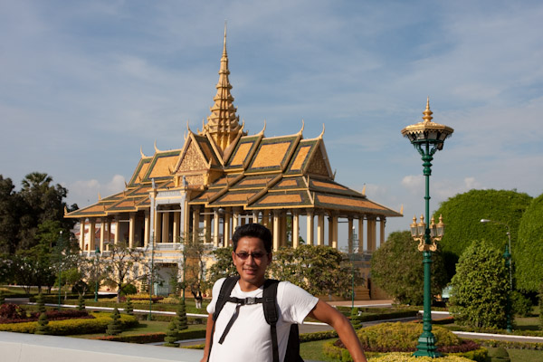 George at the Grand Palace