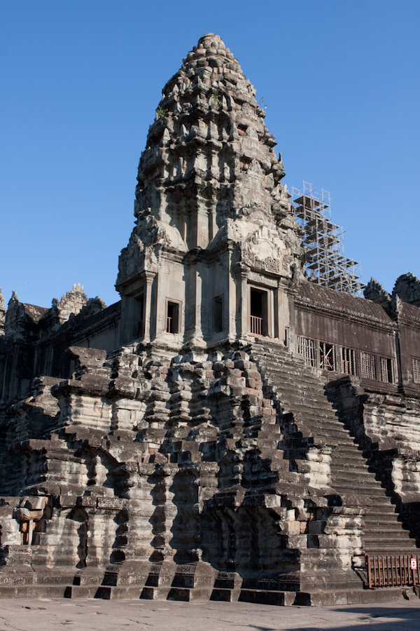 Tower in the center of Angkor Wat