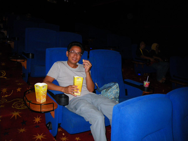 George Lounging at the Premiere Class Movie, KL