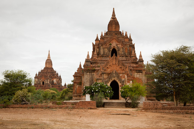 Tha-Beik-Hmauk and Sulamani Temple, Bagan